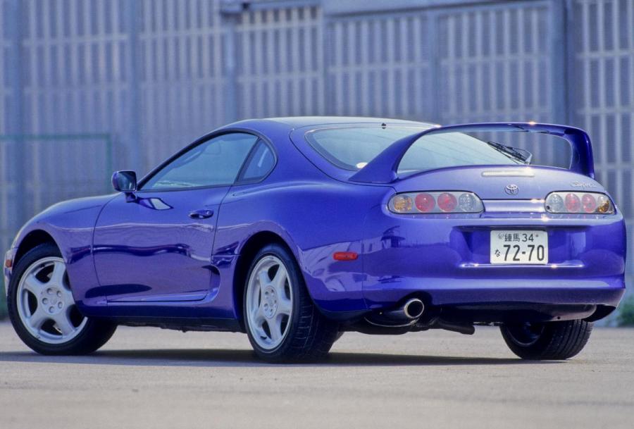  Toyota Supra RZ 1996 года  (фото 10 из 29)